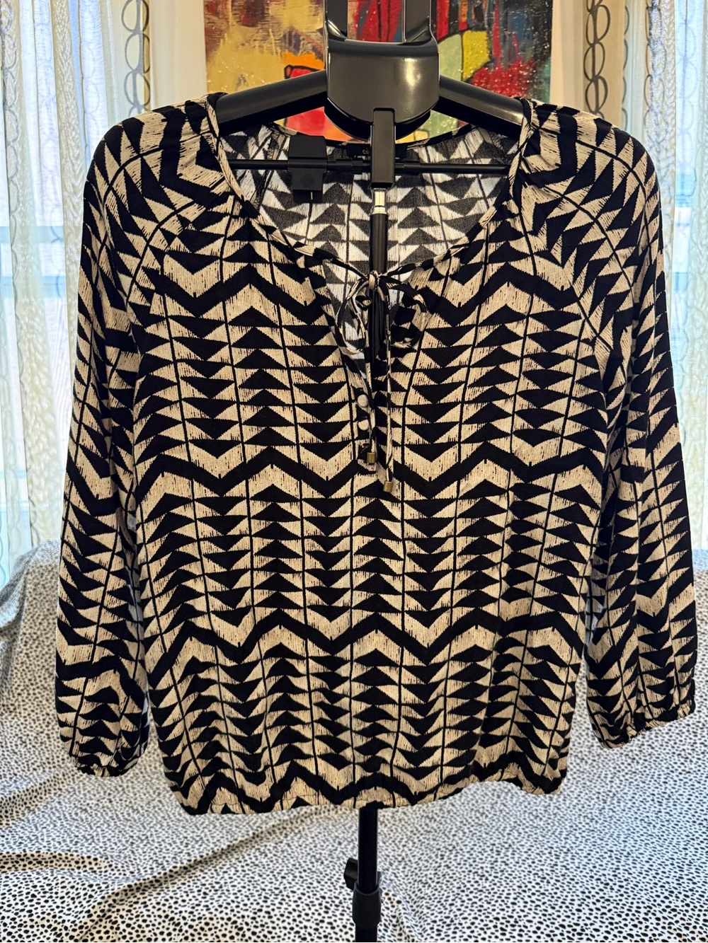 Ella Moss Black and Cream Geometric Top